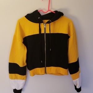 Low Crop Zip Up Hoodie